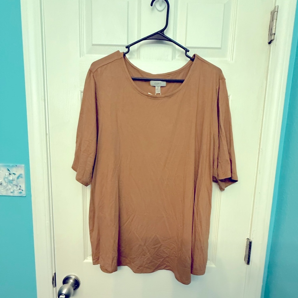 Women’s Short Sleeve Top